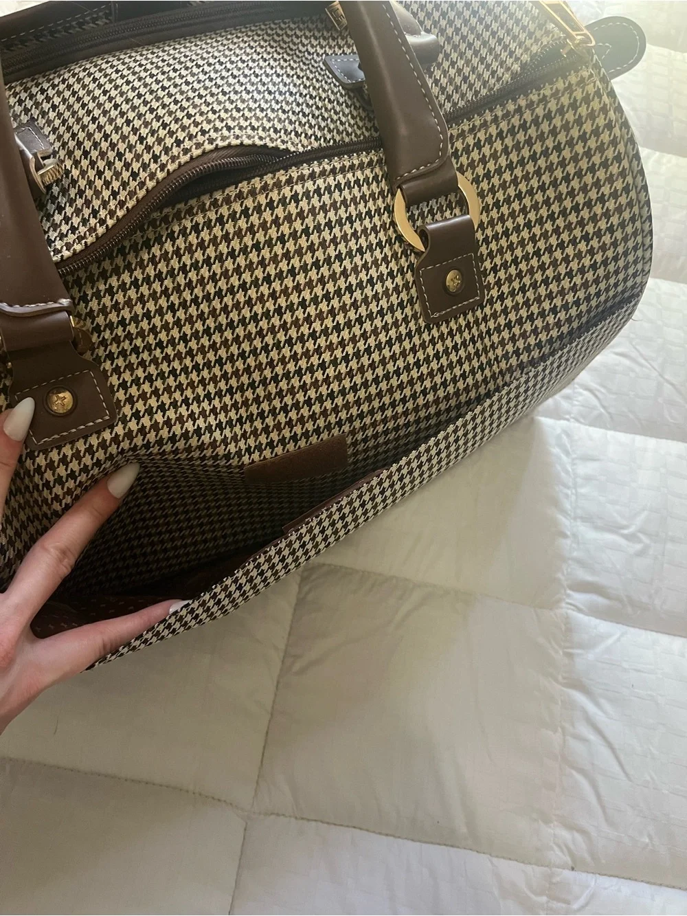 London Fog Cambridge II 16-inch classic satchel, houndstooth pattern